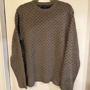 J. Crew Men's 100% lambswool sweater